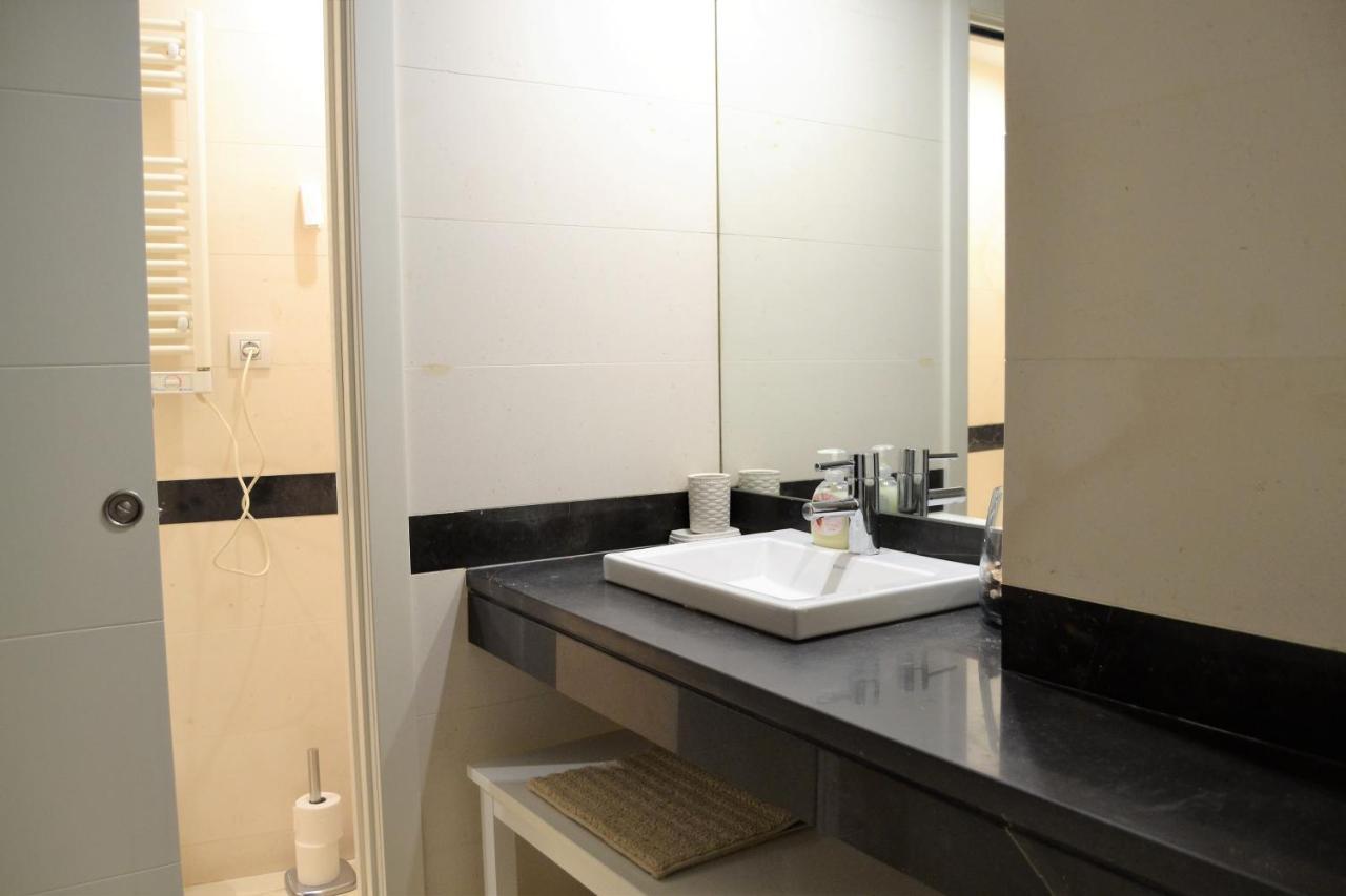 Acogedor Apartamento Junto Al Museo Picasso Daire Málaga Dış mekan fotoğraf